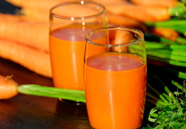 свежевыжатый морковный сок