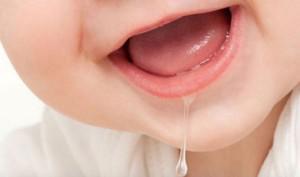 Могут ли у грудничков в 2-3 месяца резаться первые зубы хорошо это или плохо?